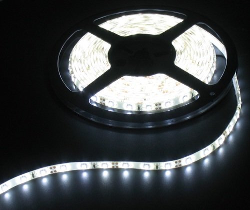 5M WIT 5050 LED strip 60 LEDs per meter -IP66 - Dimbaar - complete set 5M WIT 5050 LED strip 60 LEDs per meter -IP66 - Dimbaar - complete set